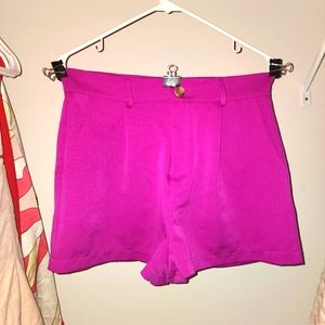 Highwaisted Short Fuschia (M) sz 8-12